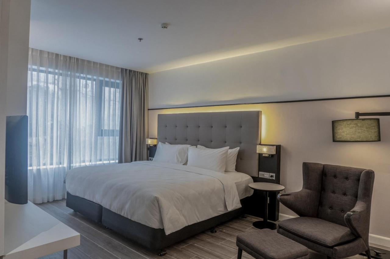 M Village Ton That Dam 4* TP. Hồ Chí Minh